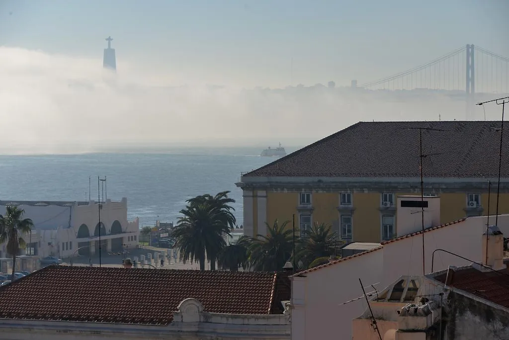 公寓 阿尔法玛赛河景公寓 Lisboa