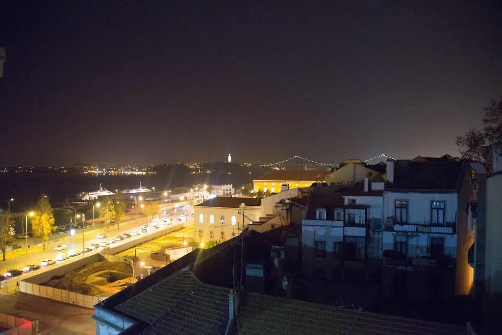 阿尔法玛赛河景公寓 Lisboa